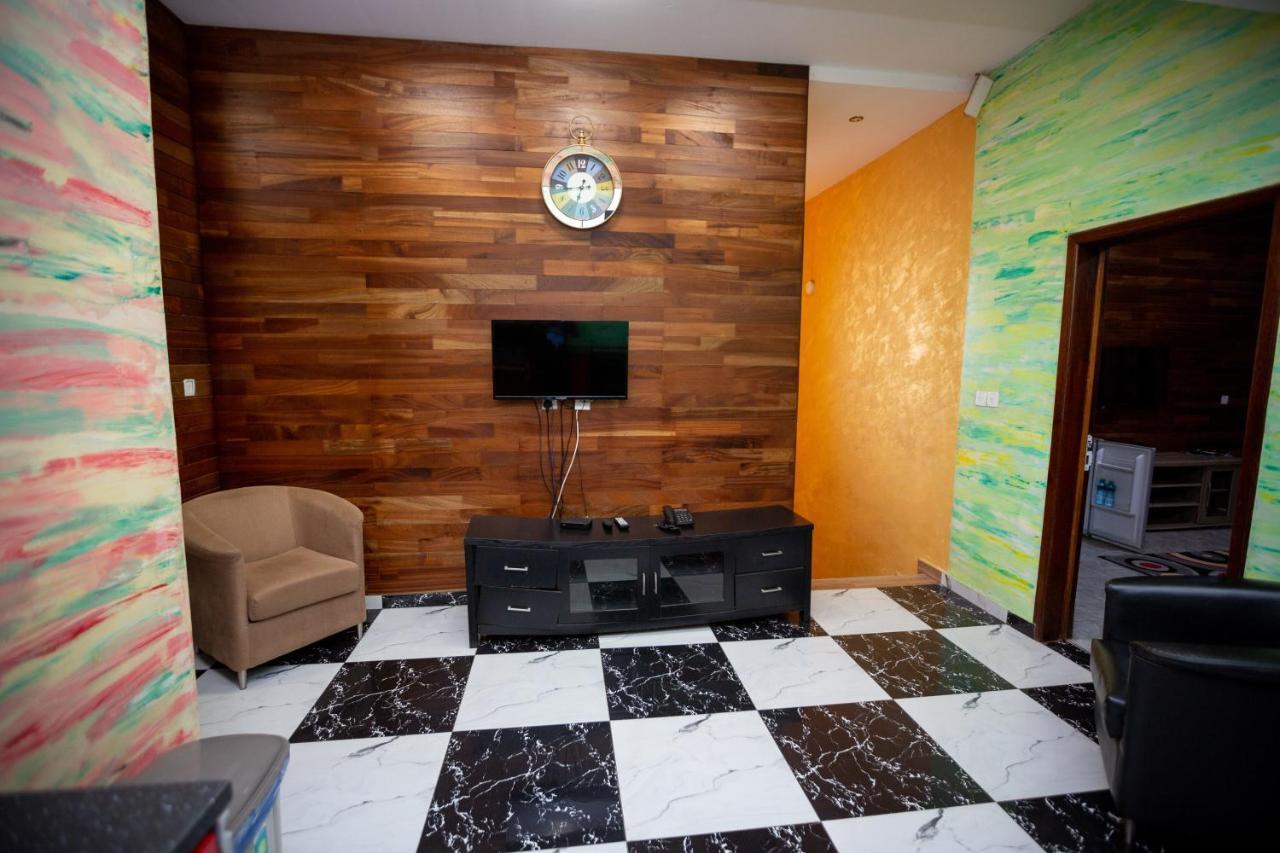 Bays Boutique Apartment อักกรา ภายนอก รูปภาพ