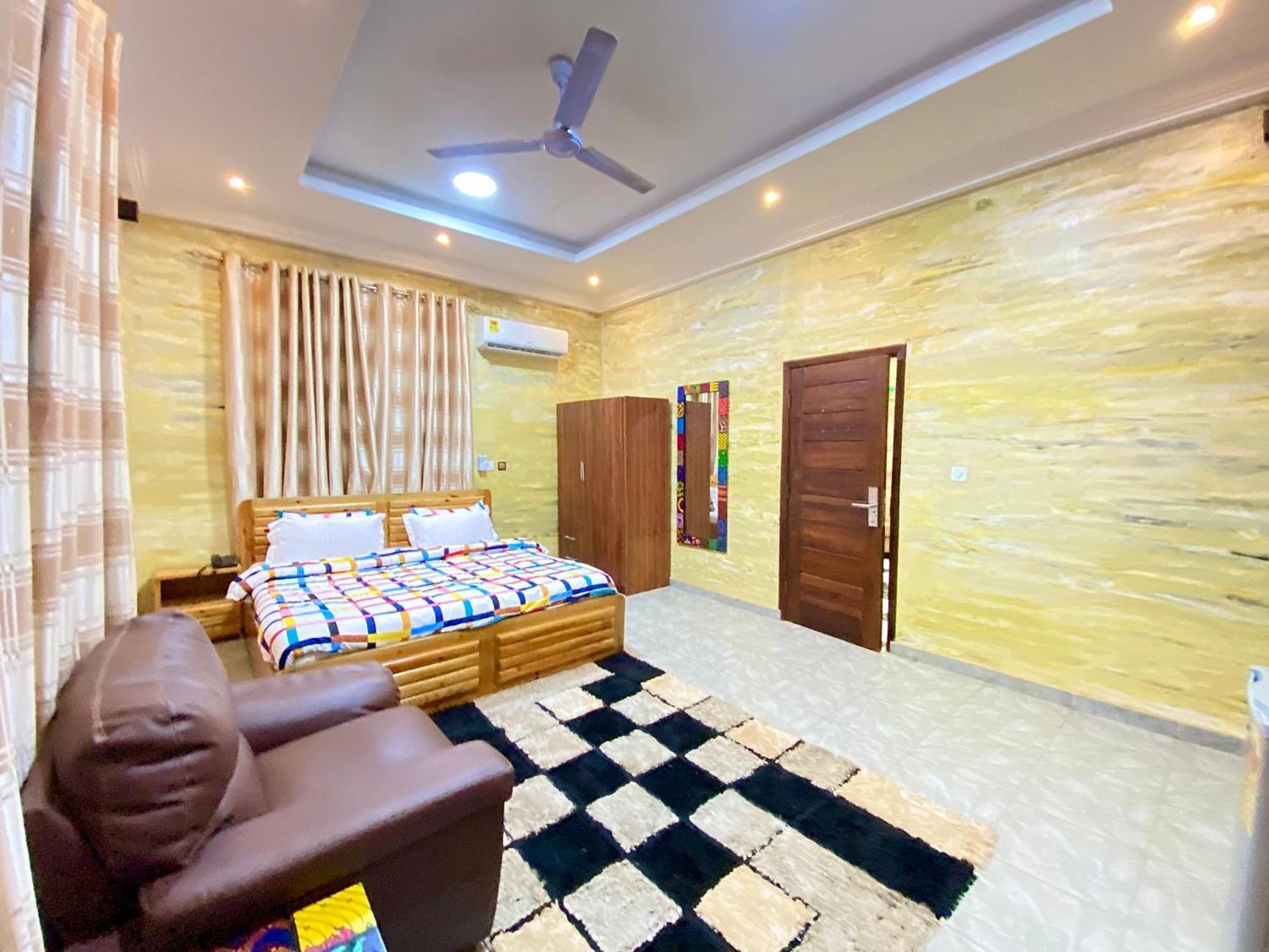 Bays Boutique Apartment อักกรา ภายนอก รูปภาพ
