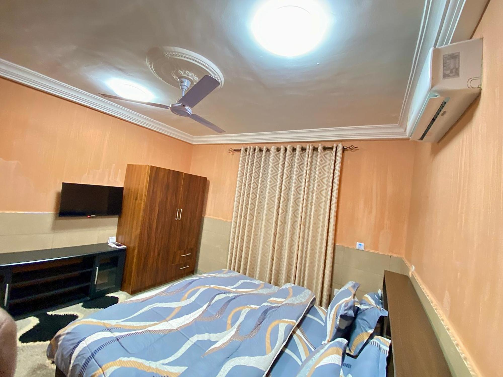 Bays Boutique Apartment อักกรา ภายนอก รูปภาพ