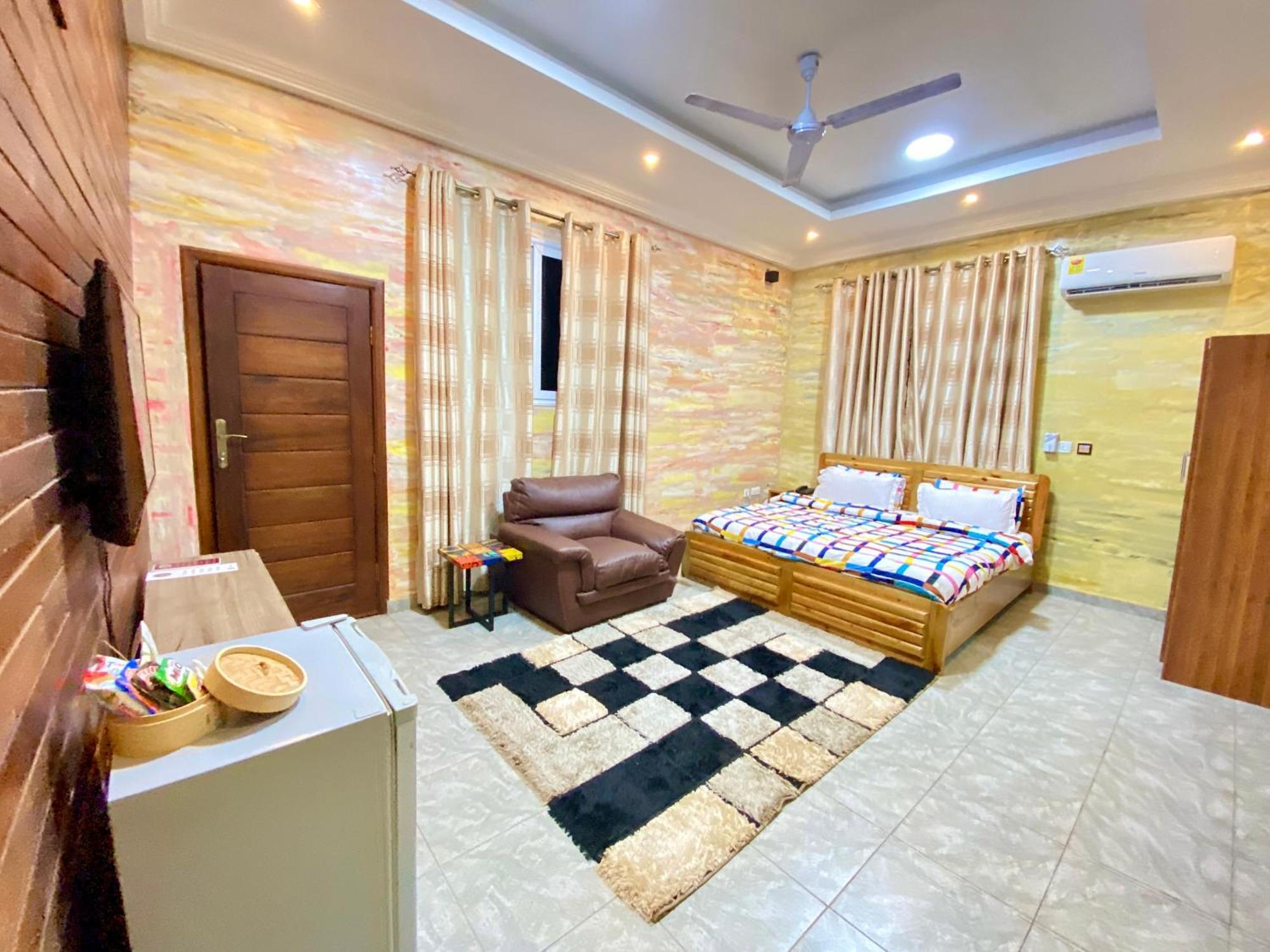 Bays Boutique Apartment อักกรา ภายนอก รูปภาพ