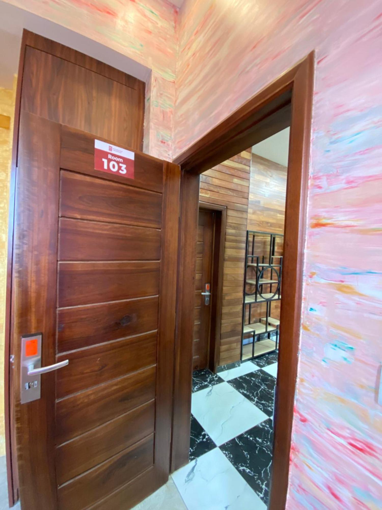 Bays Boutique Apartment อักกรา ภายนอก รูปภาพ