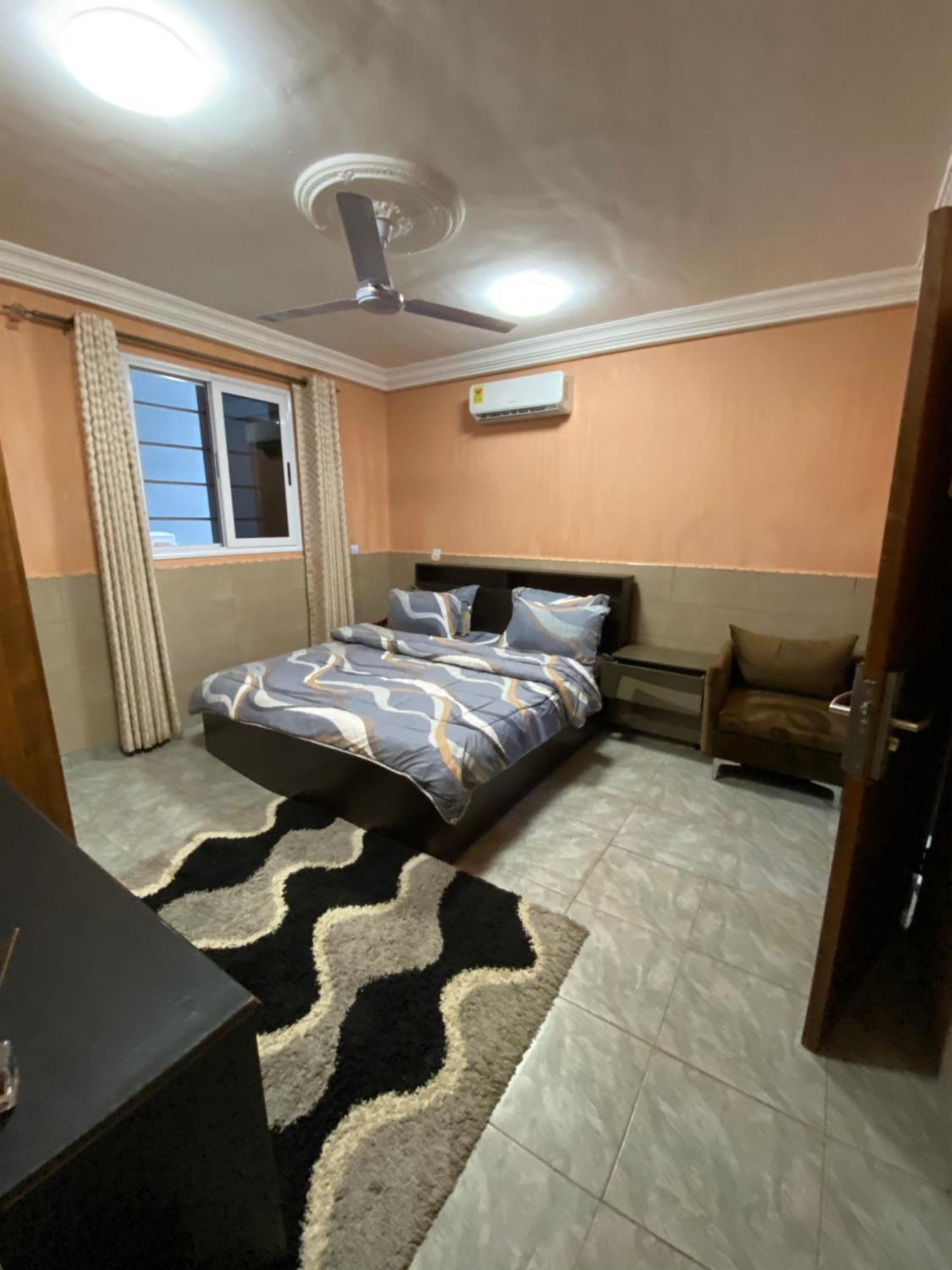 Bays Boutique Apartment อักกรา ภายนอก รูปภาพ