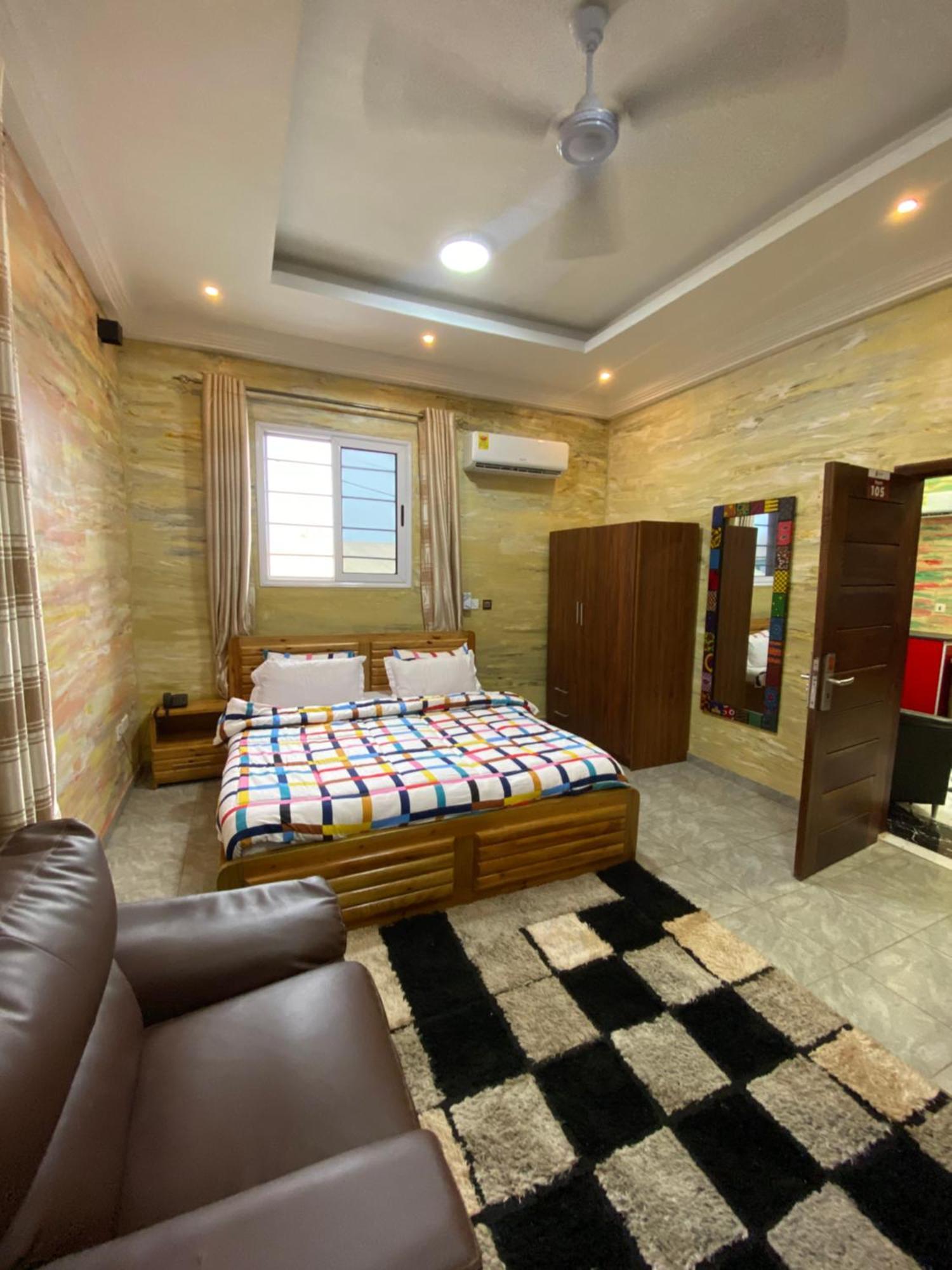 Bays Boutique Apartment อักกรา ภายนอก รูปภาพ