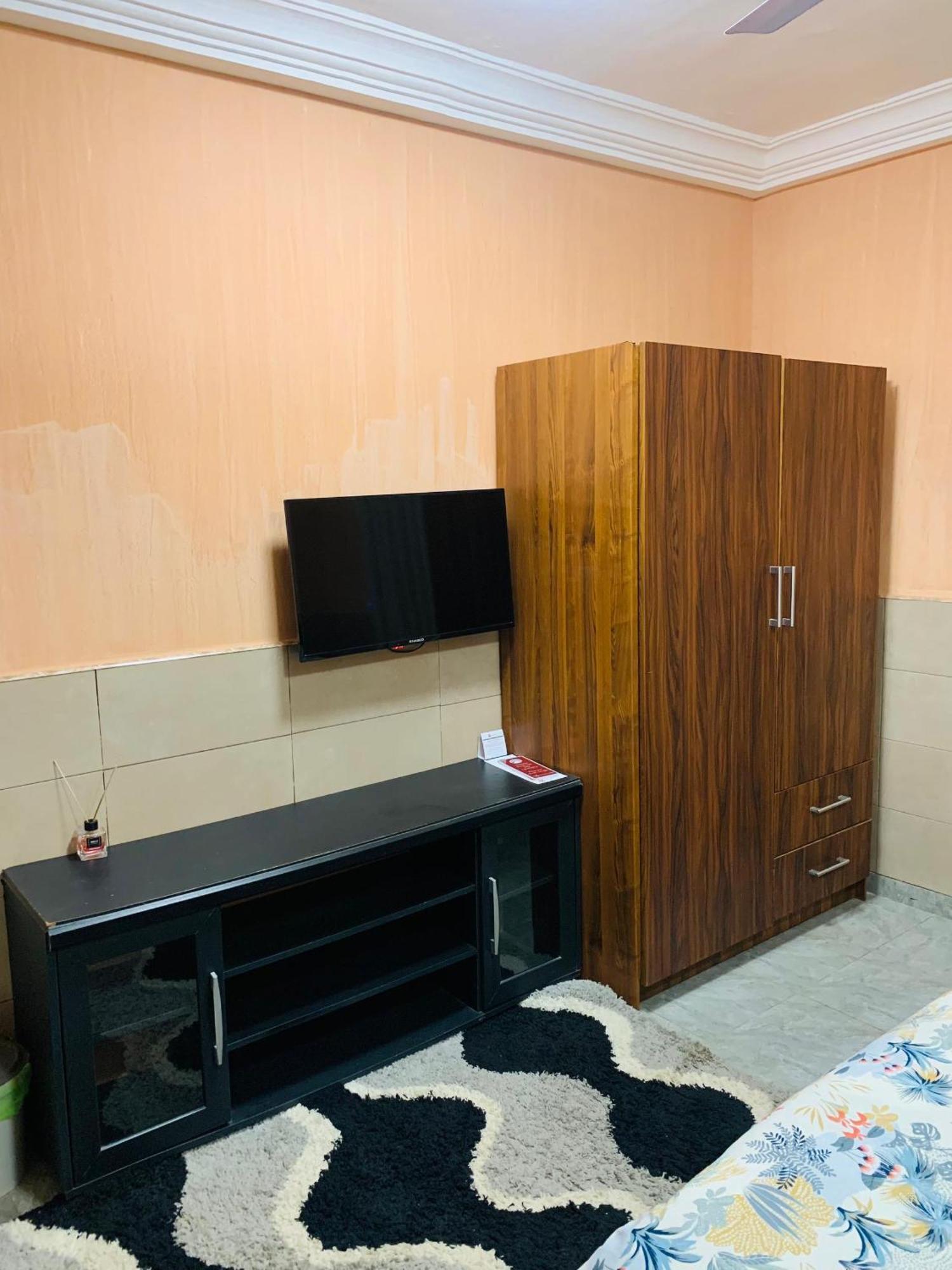 Bays Boutique Apartment อักกรา ภายนอก รูปภาพ